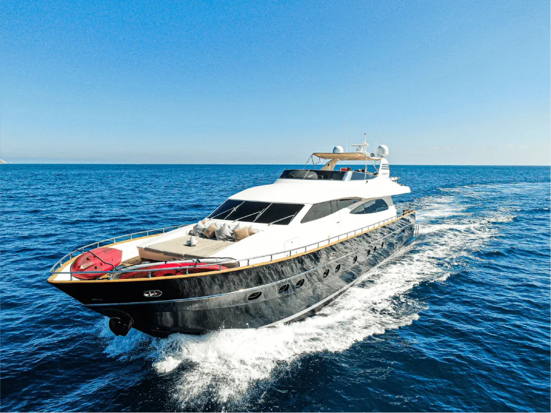 Catari yacht