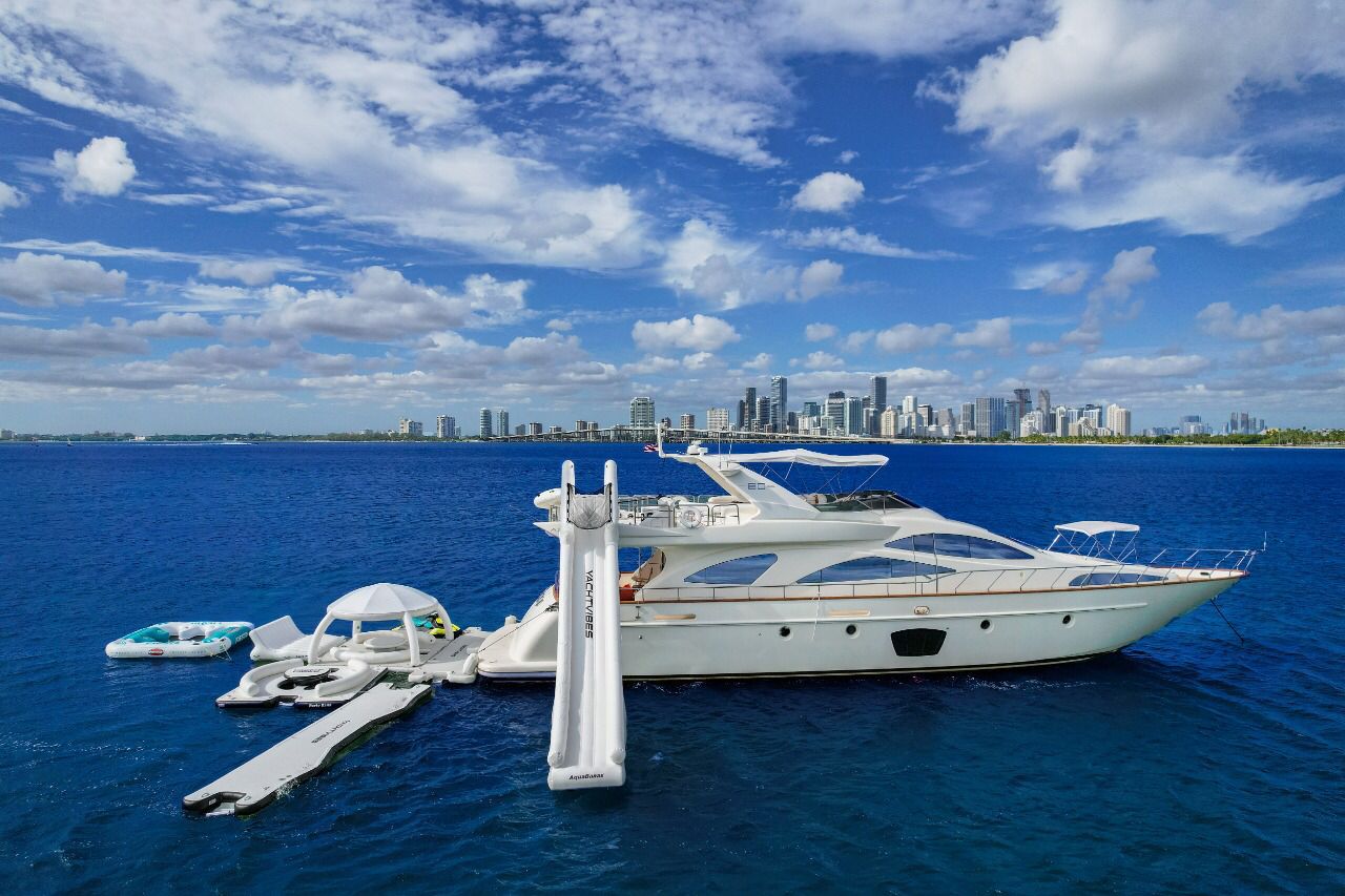 AZIMUT 80 TRUCO II 1
