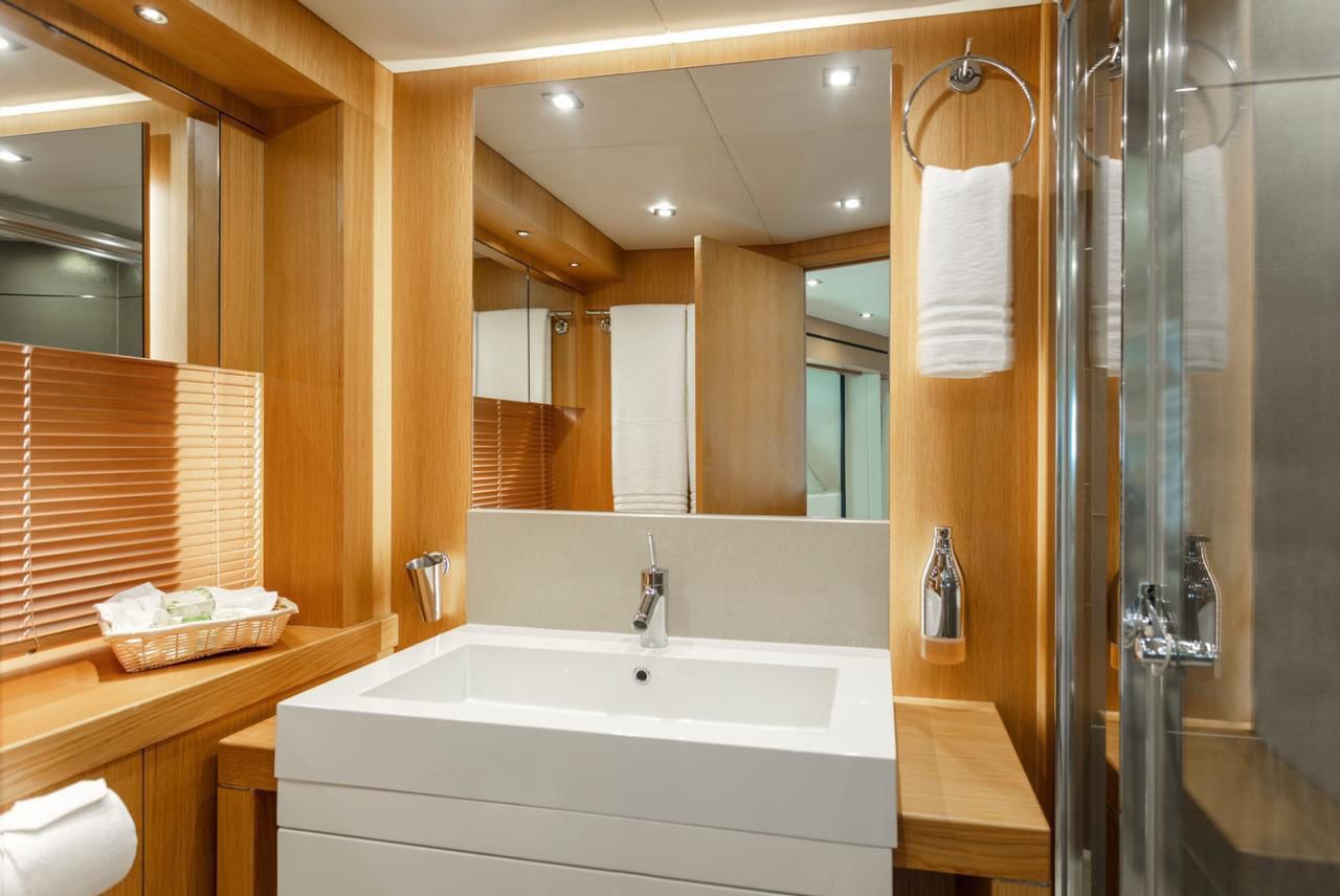 WhatsApp Image 2025-11-20 at 08.08.08